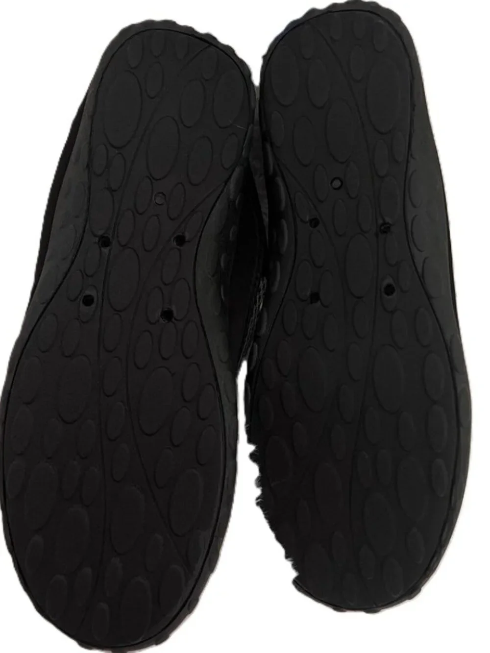 NWOT Men's Water Shoes Size XL (13)